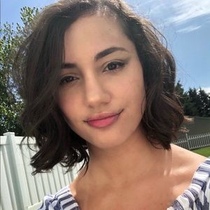 Meet your Posher, Hailey